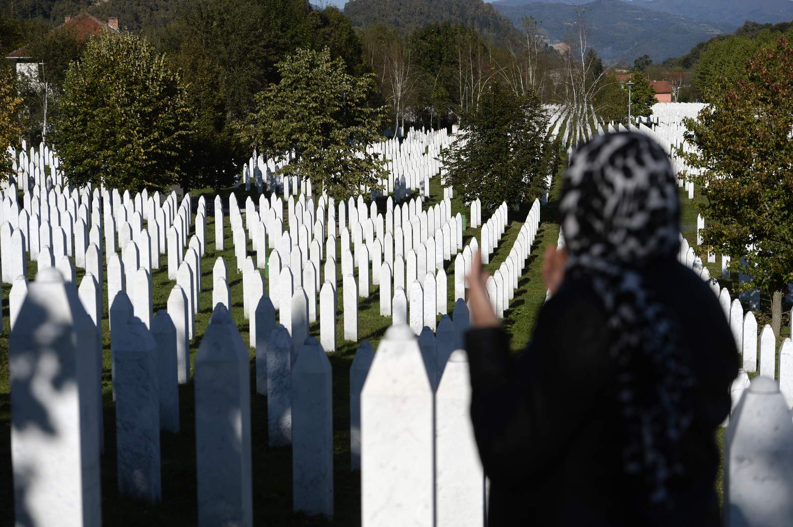 New Bosnian film on Srebrenica screened at place of massacre