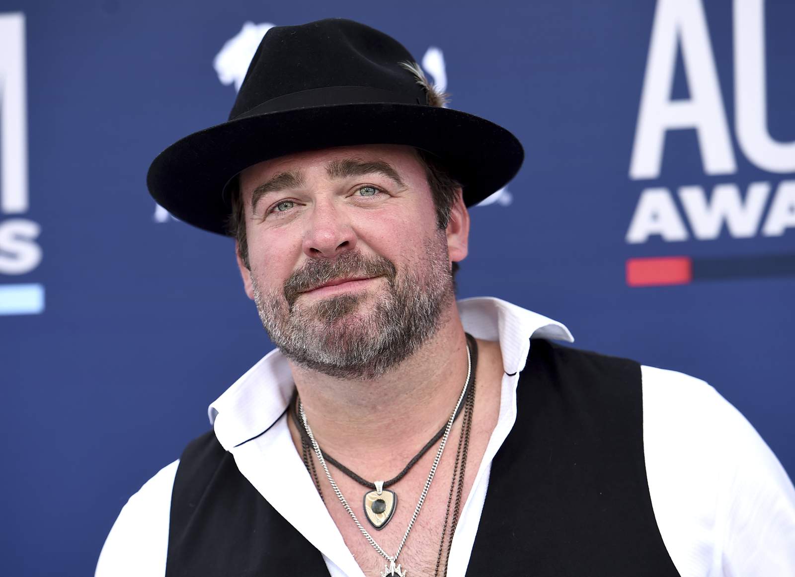 Country singer Lee Brice to miss CMA Awards due to COVID-19