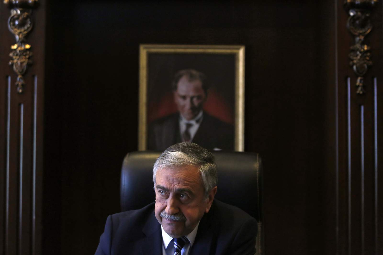 Leftist versus hardliner in Turkish Cypriot leadership vote