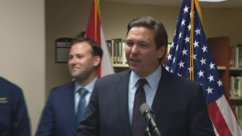Florida children to receive free books in push to tackle problem of early illiteracy