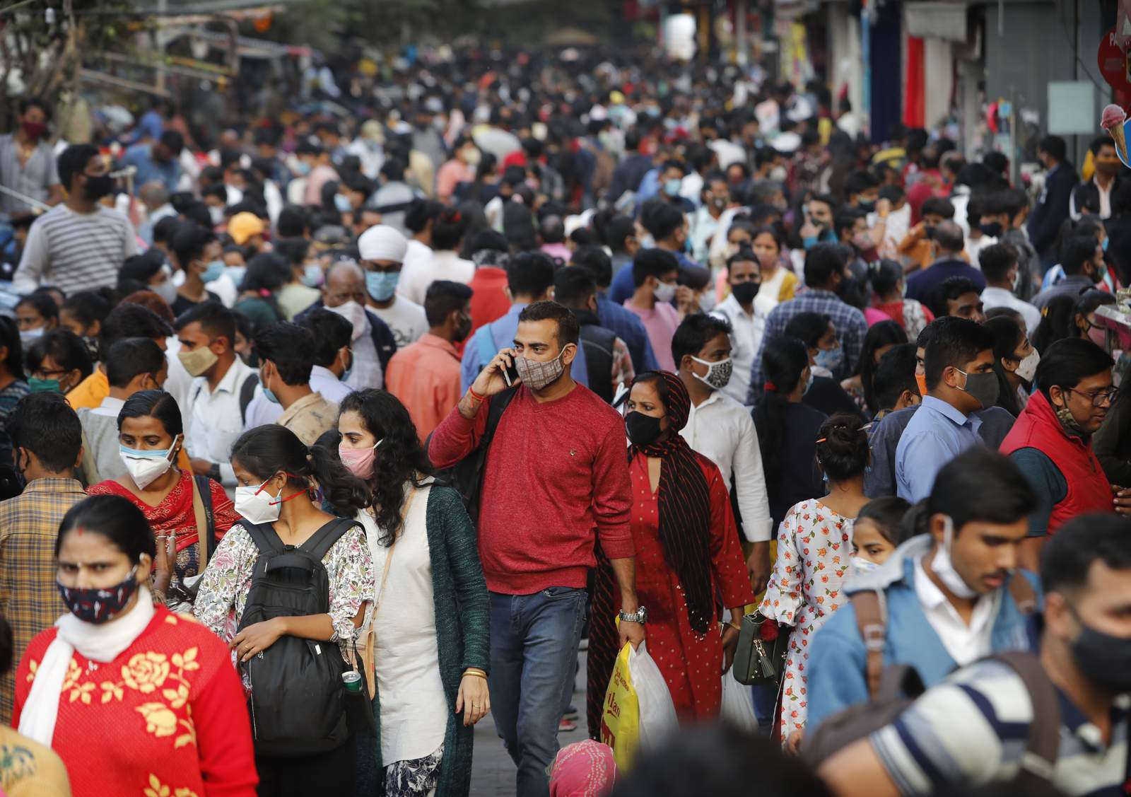 India's festive mood raises fears of surge of coronavirus