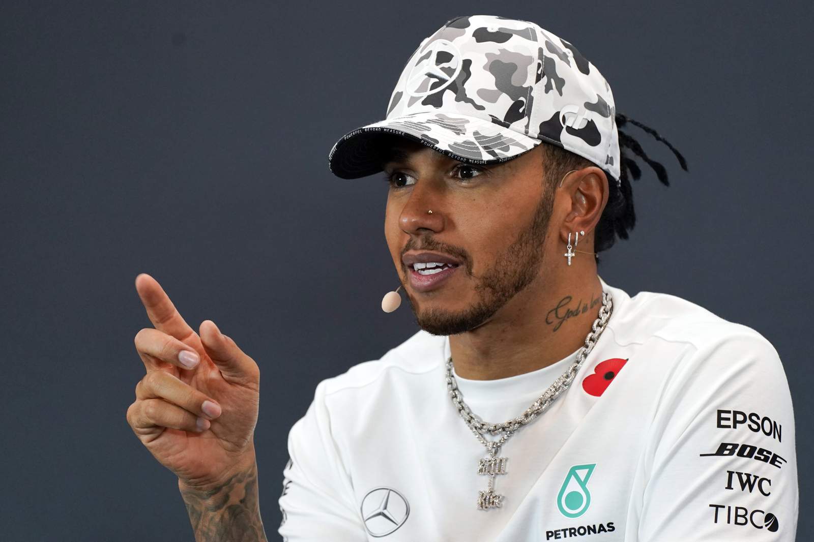 F1 star Hamilton to set up commission to increase diversity