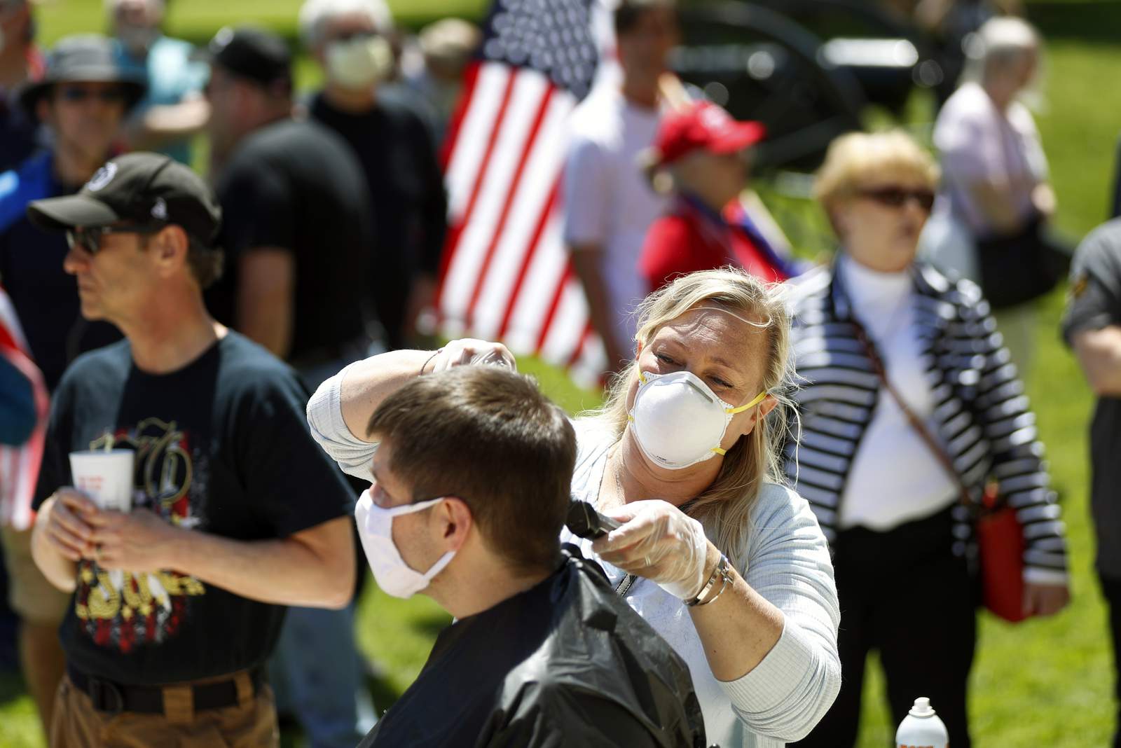 7 barbers ticketed for cutting hair at Michigan Capitol