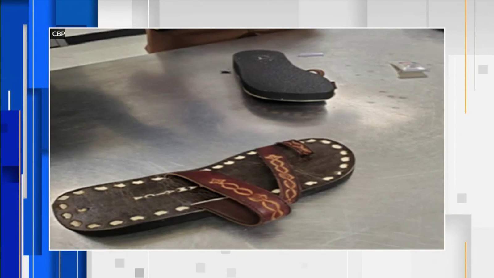 Viajaba con más de una libra de cocaína en las sandalias