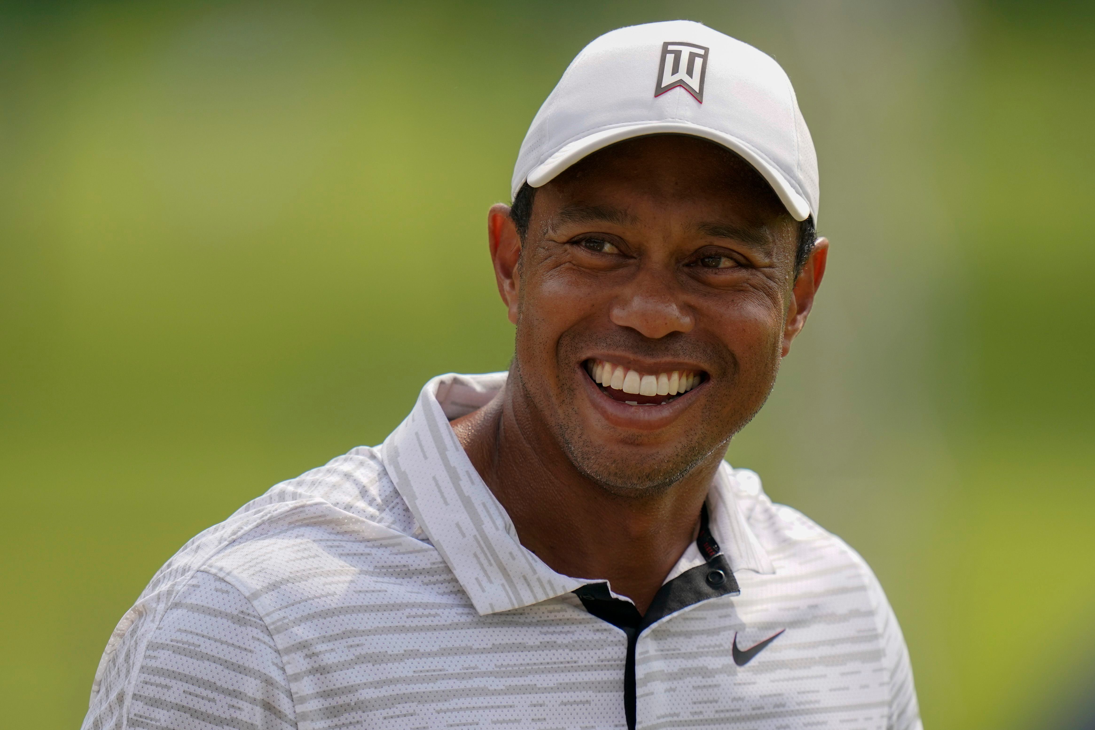Tiger woods grey hat hot sale