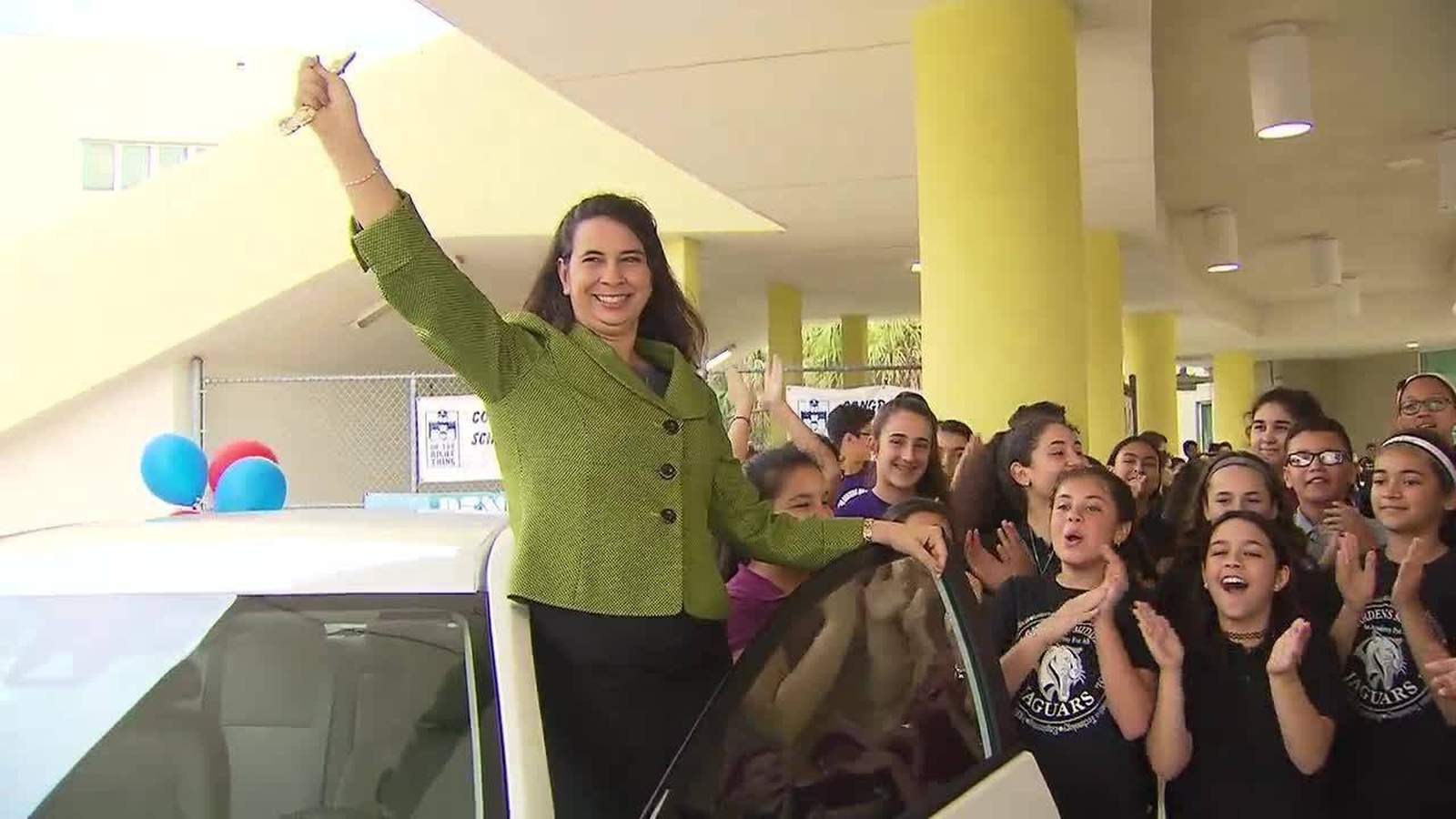 Maritza Jimenez Named Miami Dade School Principal Of The Year