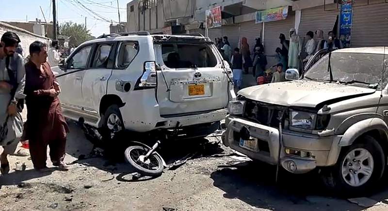 Bomb targeting Islamist leader's car kills 6 in Pakistan