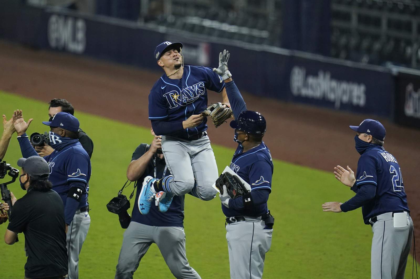 Arozarena powers Rays past Yanks 8-4 for 2-1 lead in ALDS