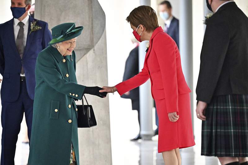 Queen Elizabeth reflects on 'deep' affection for Scotland