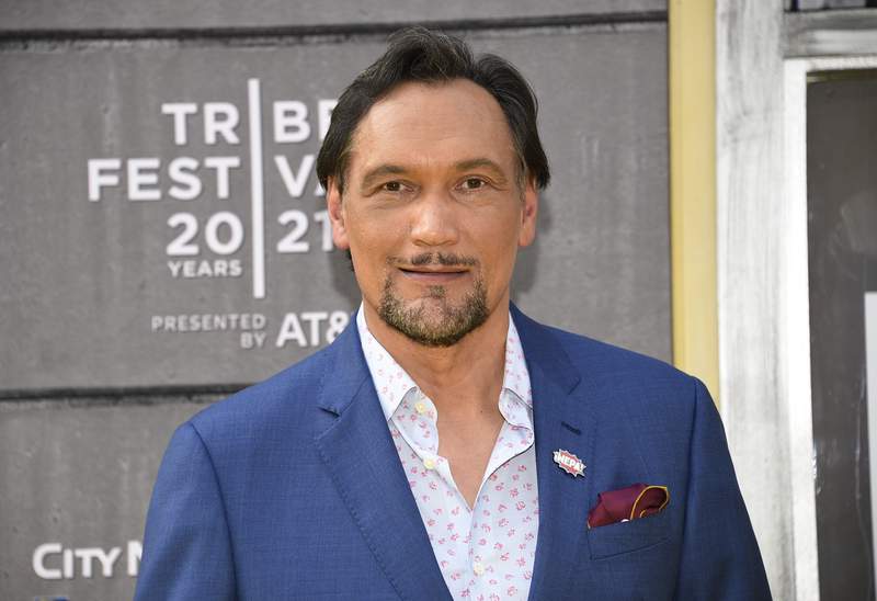 Jimmy Smits figured he could carry a tune 'In the Heights'