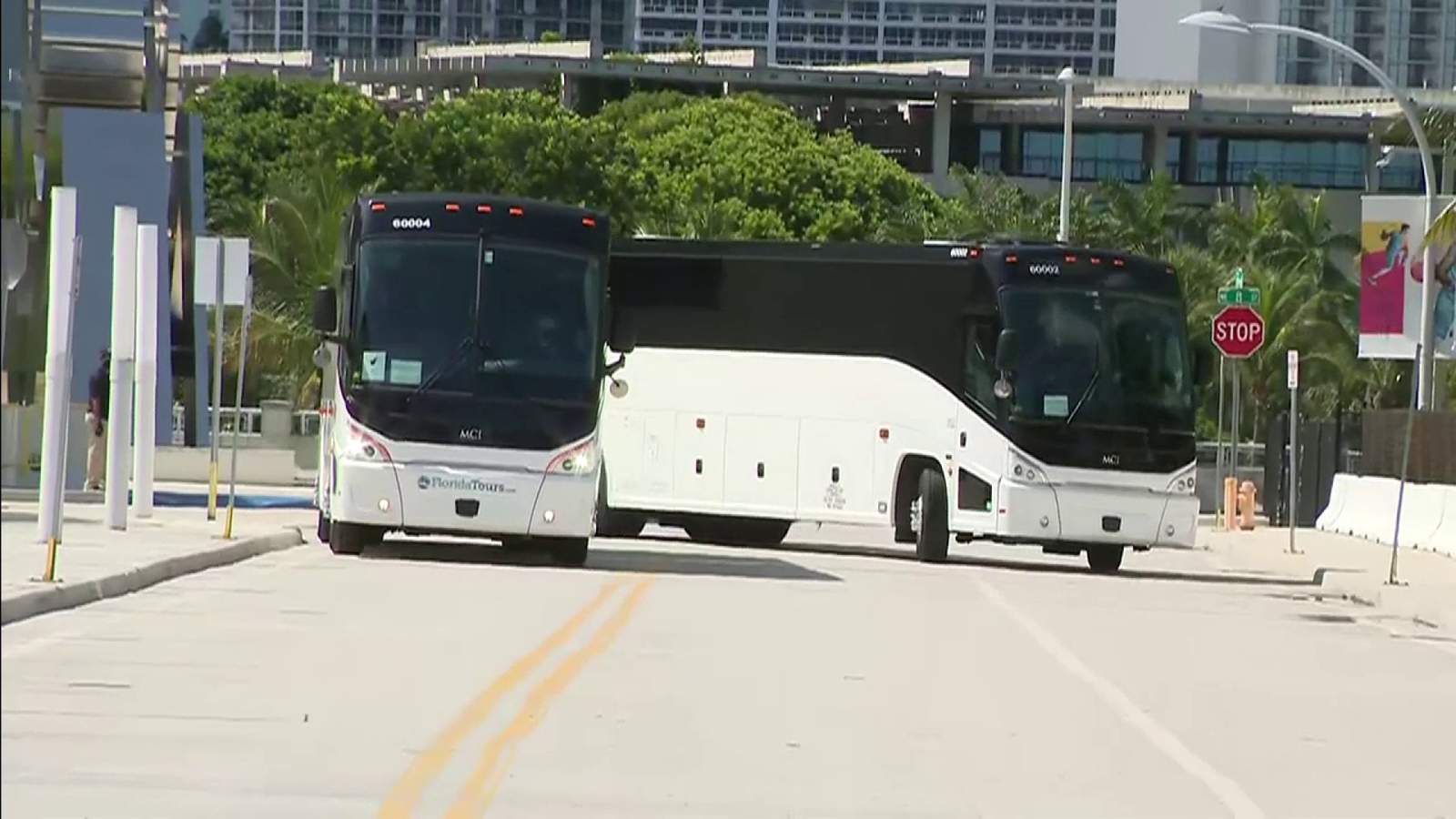 Miami Heat board pair of buses bound for NBAs bubble in Orlando