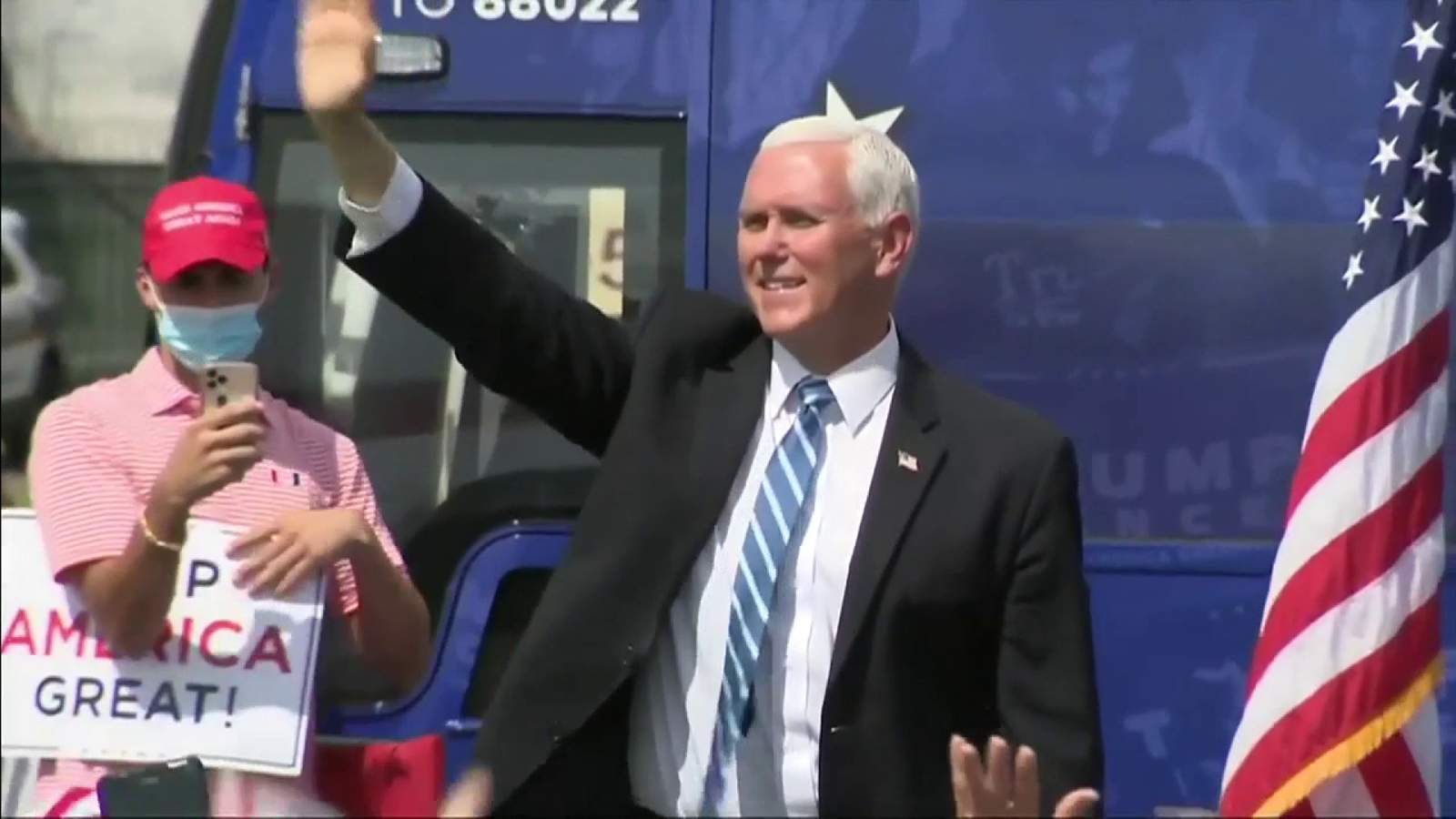 Pence tells Miami-Dade that Trump needs 4 more years — in multiple languages