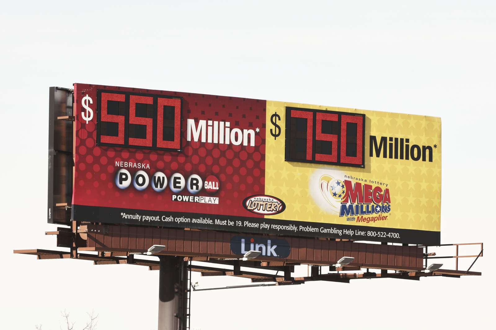 Powerball jackpot hits $640M as Mega Millions grows to $750M