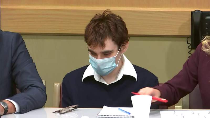 Nikolas Cruz appeared distressed during Wednesday court appearance, leading to issue over colored pencils