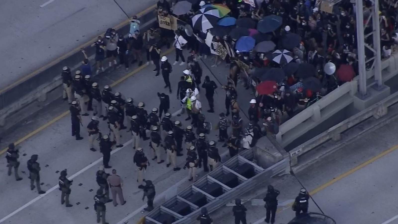 Downtown Miami protest disrupts traffic on I-95, I-395, Brickell, Biscayne