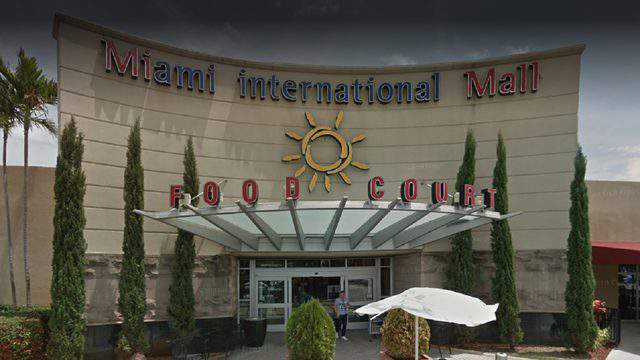 Many South Florida Malls Close In Attempt To Stop Spread Of