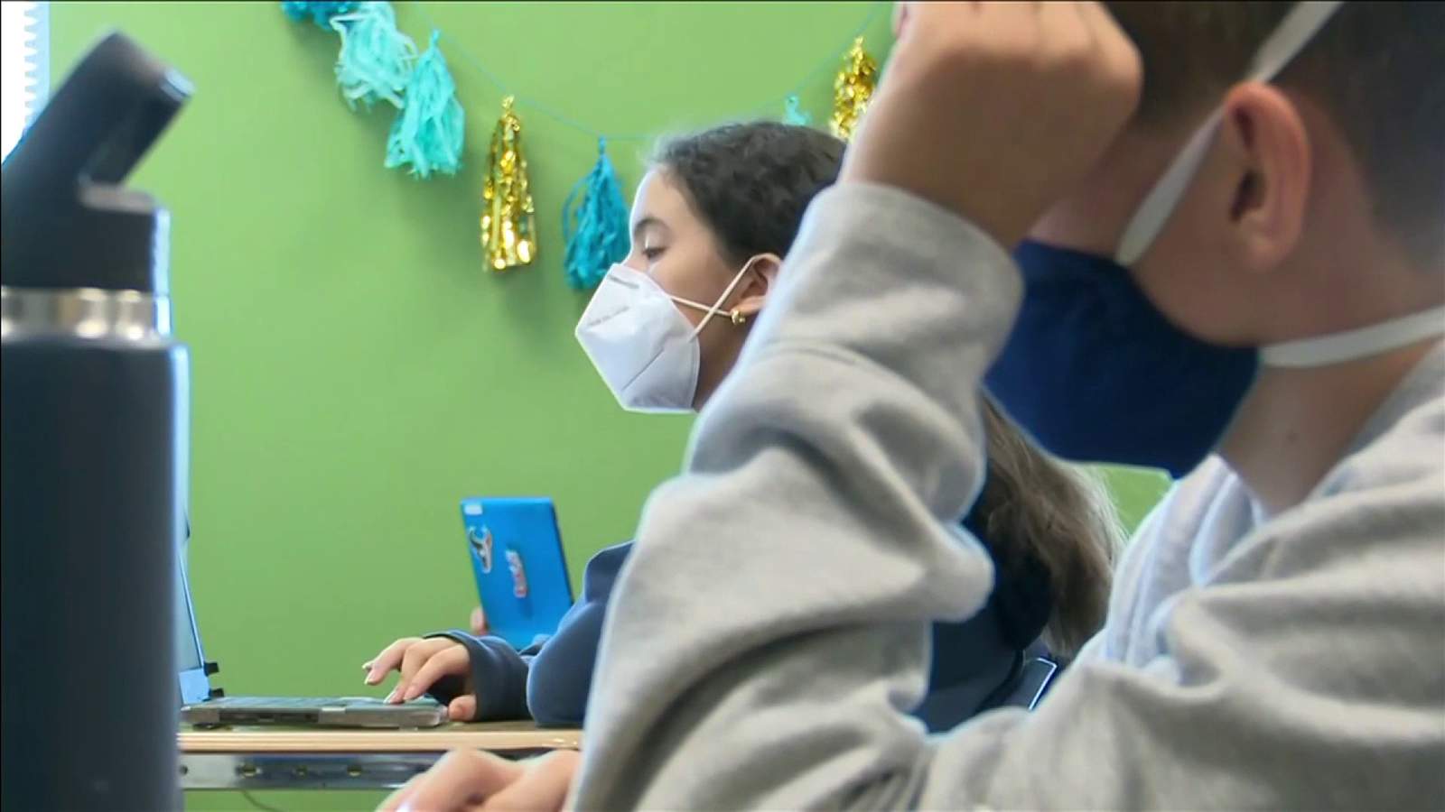 Masks shouldn’t be mandatory in Florida schools this fall, state says