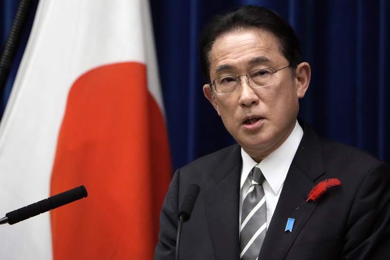 Japan PM dissolves lower house for Oct. 31 national election