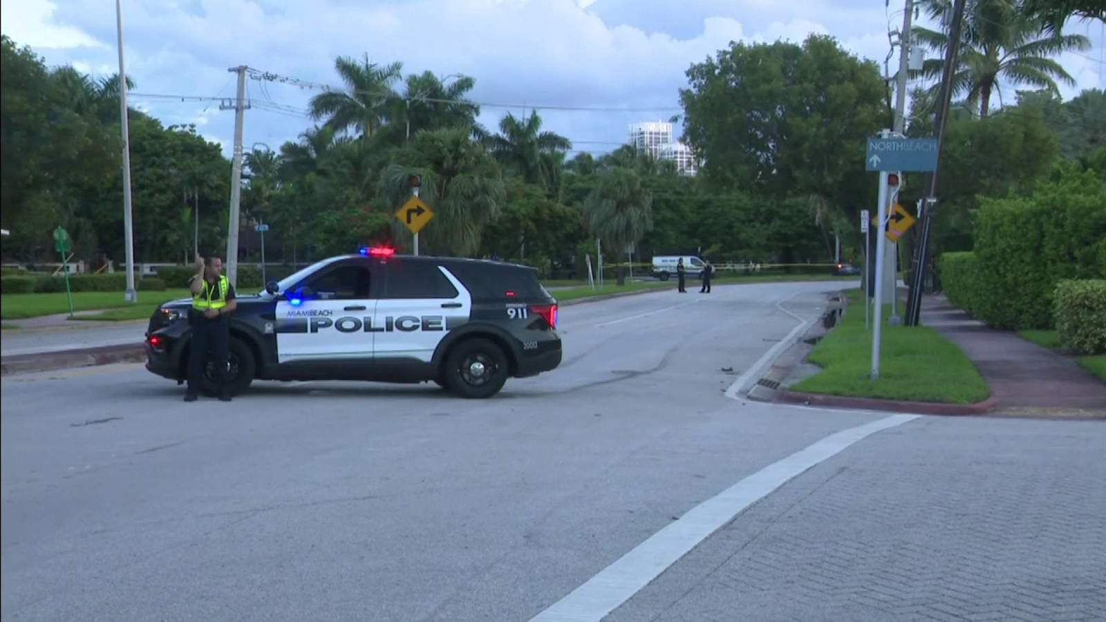 Woman killed, driver injured after single-vehicle crash in Miami Beach