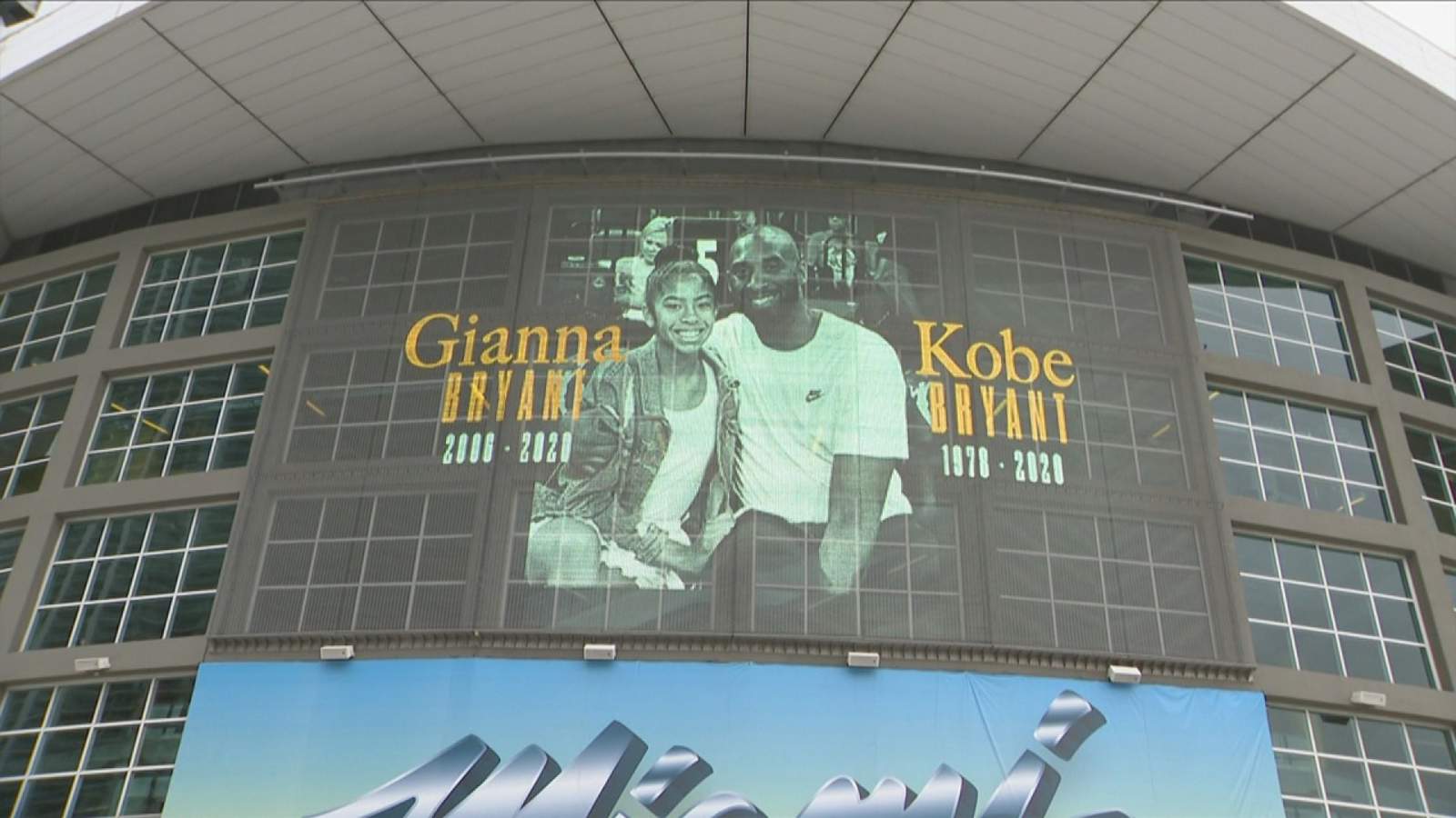 Heat honors Kobe, plays video on front of AAA