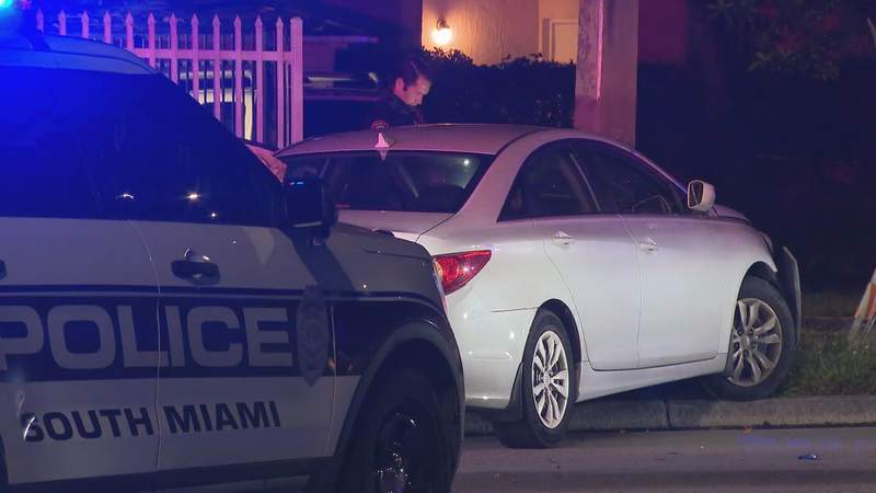 Police: Driver arrested after leading South Miami police on chase