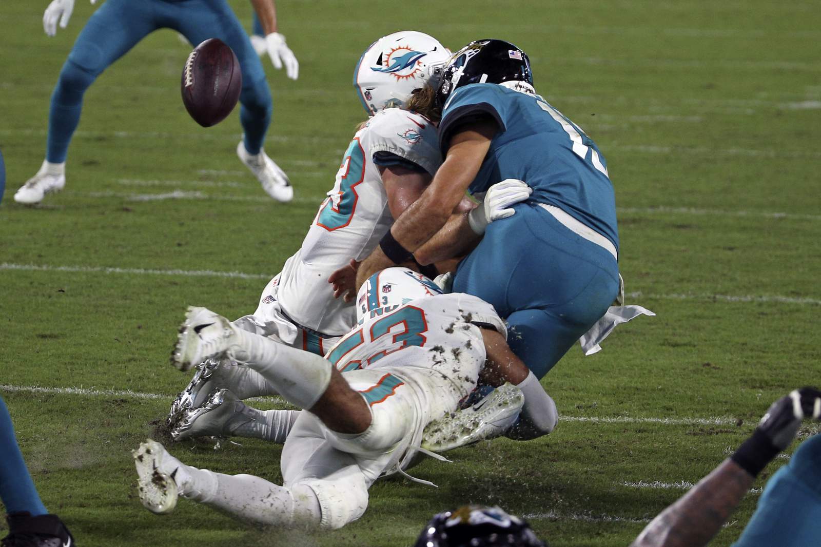 Dolphins plan to release LB Kyle Van Noy, per reports