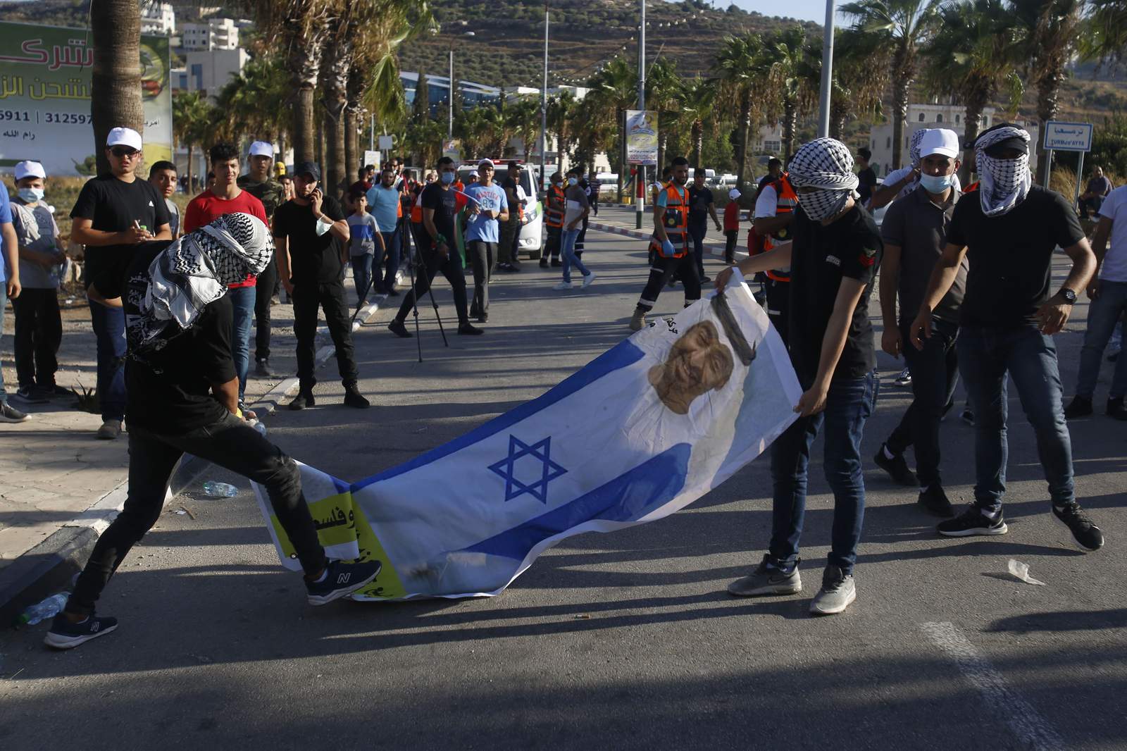 Palestinians in Gaza rally against Israel-UAE deal