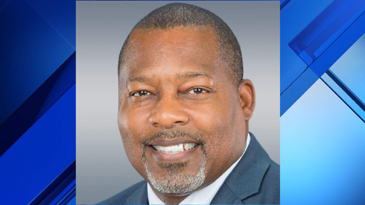 Vice Mayor Rodney Harris defeats State Rep. Sharon Pritchett in Miami Gardens mayoral race