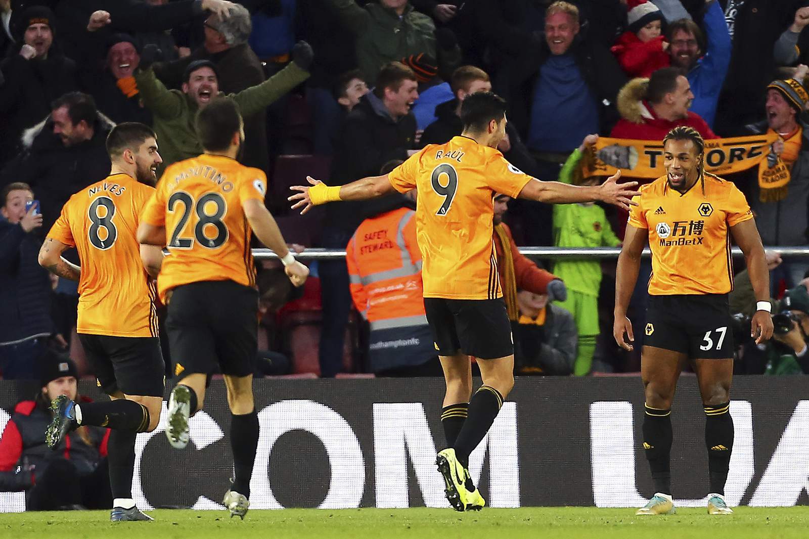 Man City held by Palace as Arsenal, Spurs drop points