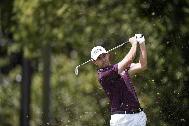Cantlay starts with lead and keeps his distance at East Lake