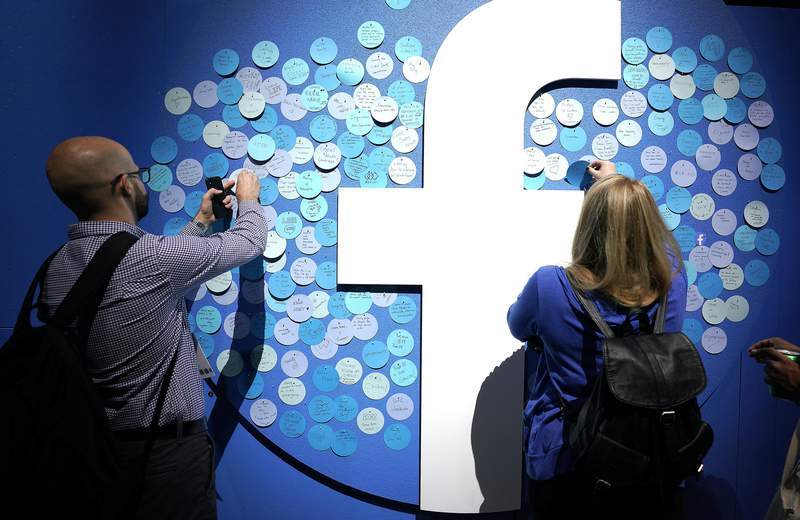 Facebook loses court fight over halting EU-US data transfers