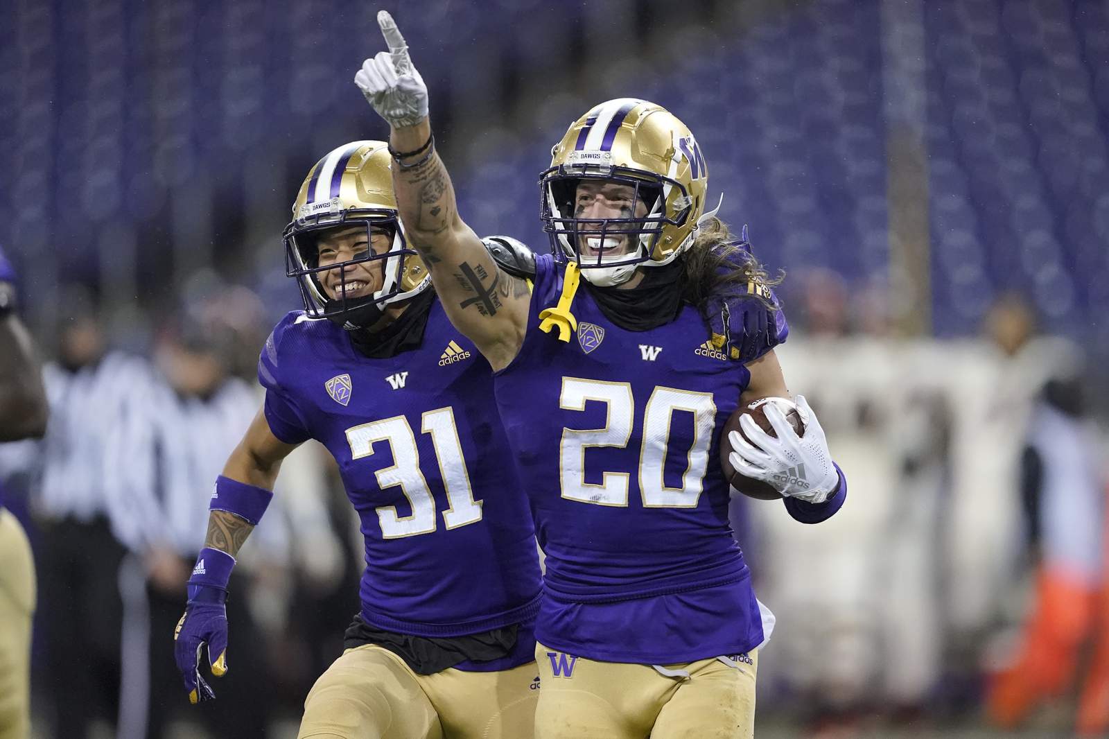 Washington pulls out of Pac-12 title game, replaced by Ducks