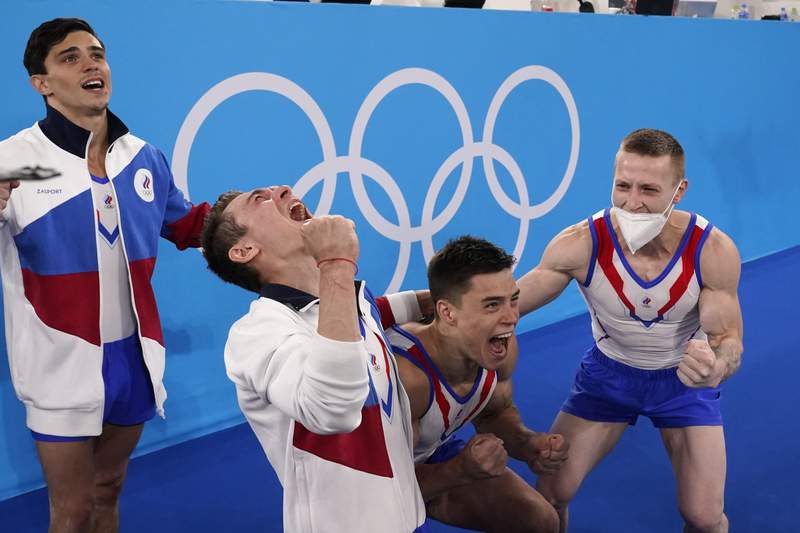 Russia edges Japan, China for gold in men's gymnastics