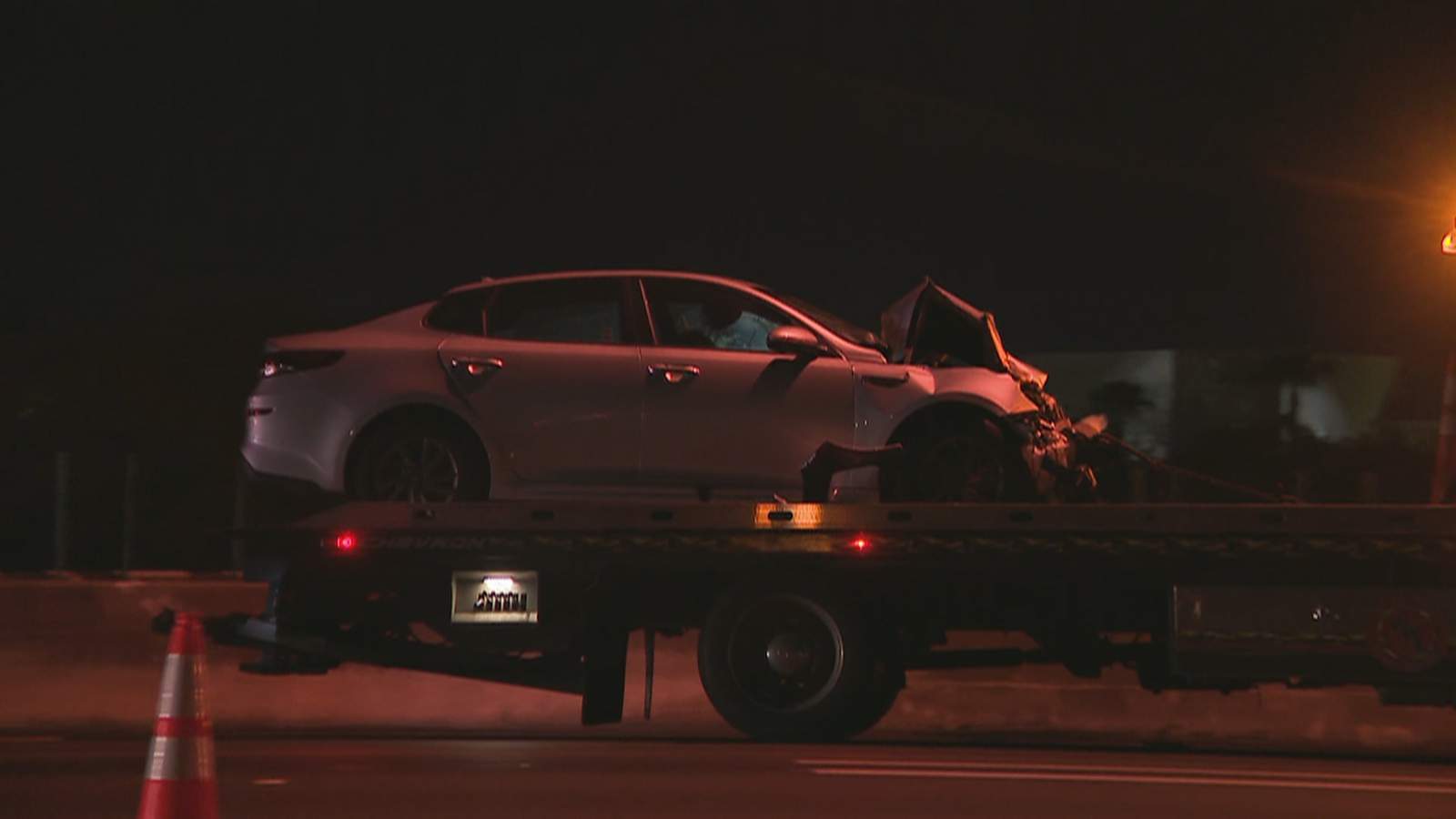 Crash on I-95 turns deadly after car full of people slams into back of another vehicle