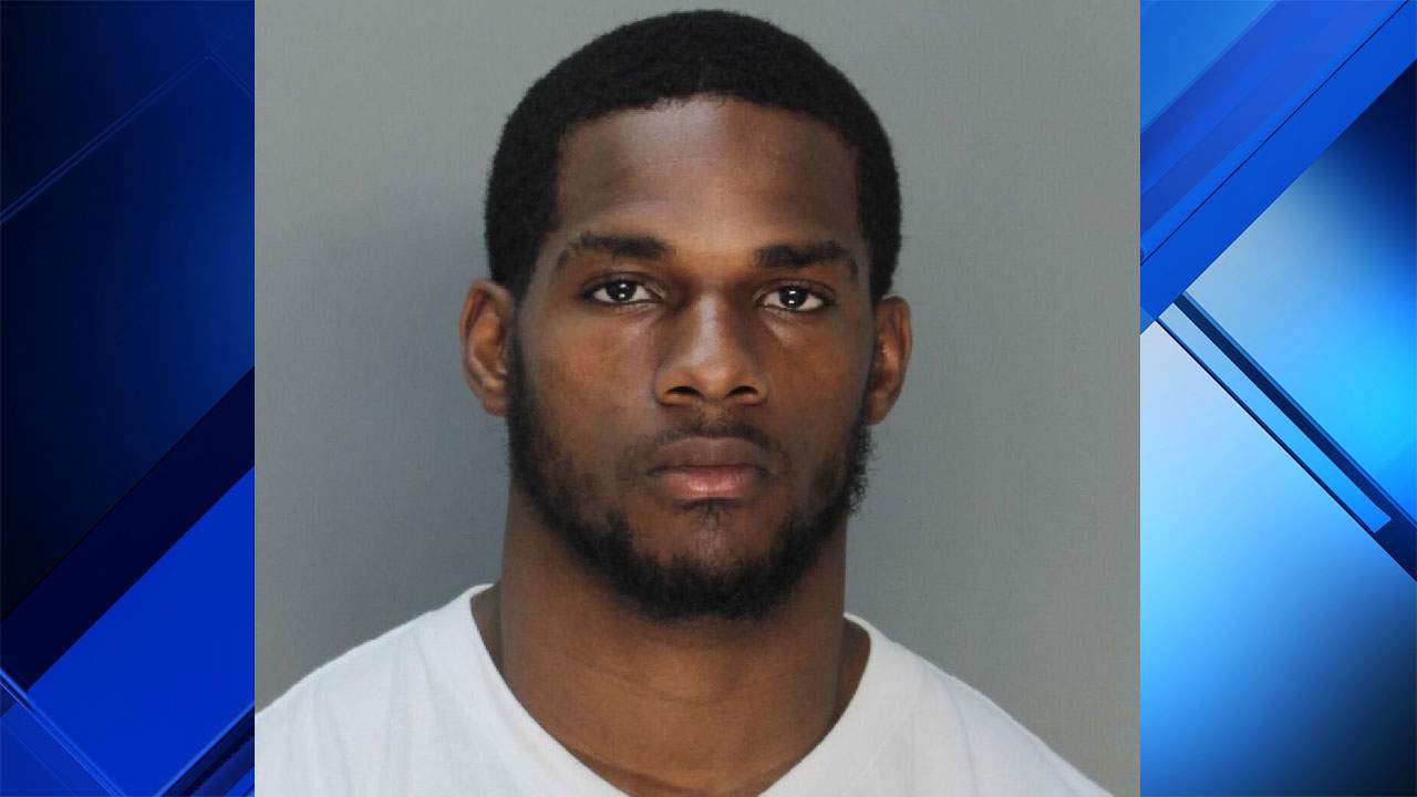 Former Miami Dolphins running back Mark Walton arrested again