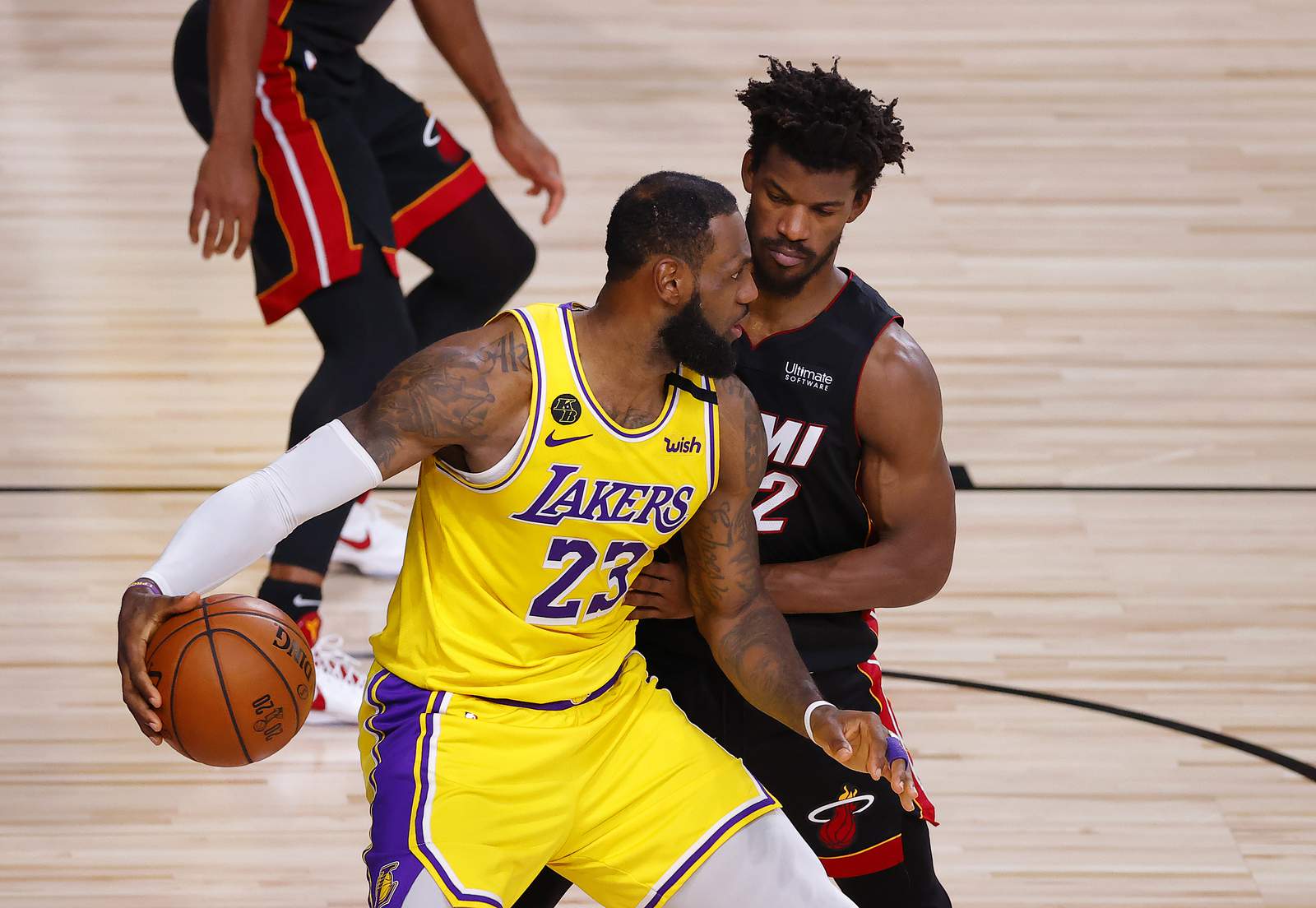 Heat drop Game 4 to Lakers 102-96, now on brink of elimination