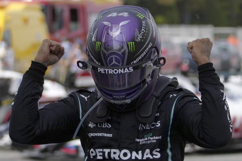 Hamilton wins Spanish GP ahead of Verstappen