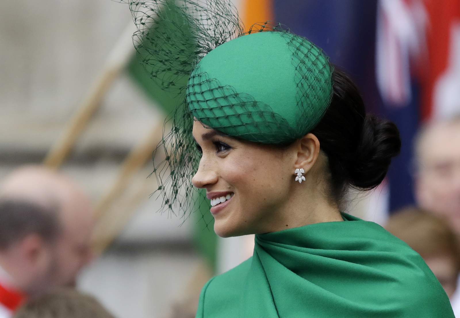 Judge: Paper must run Page 1 statement on Meghan's legal win