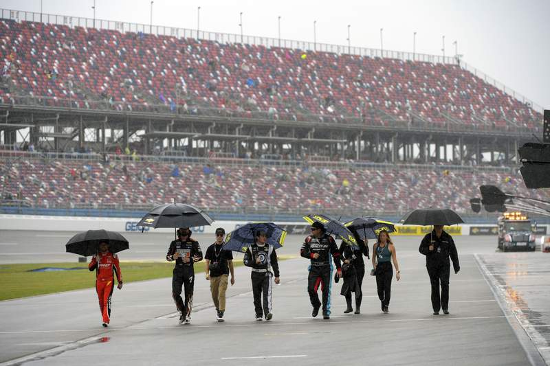Rain pushes NASCAR playoff race at Talladega to Monday