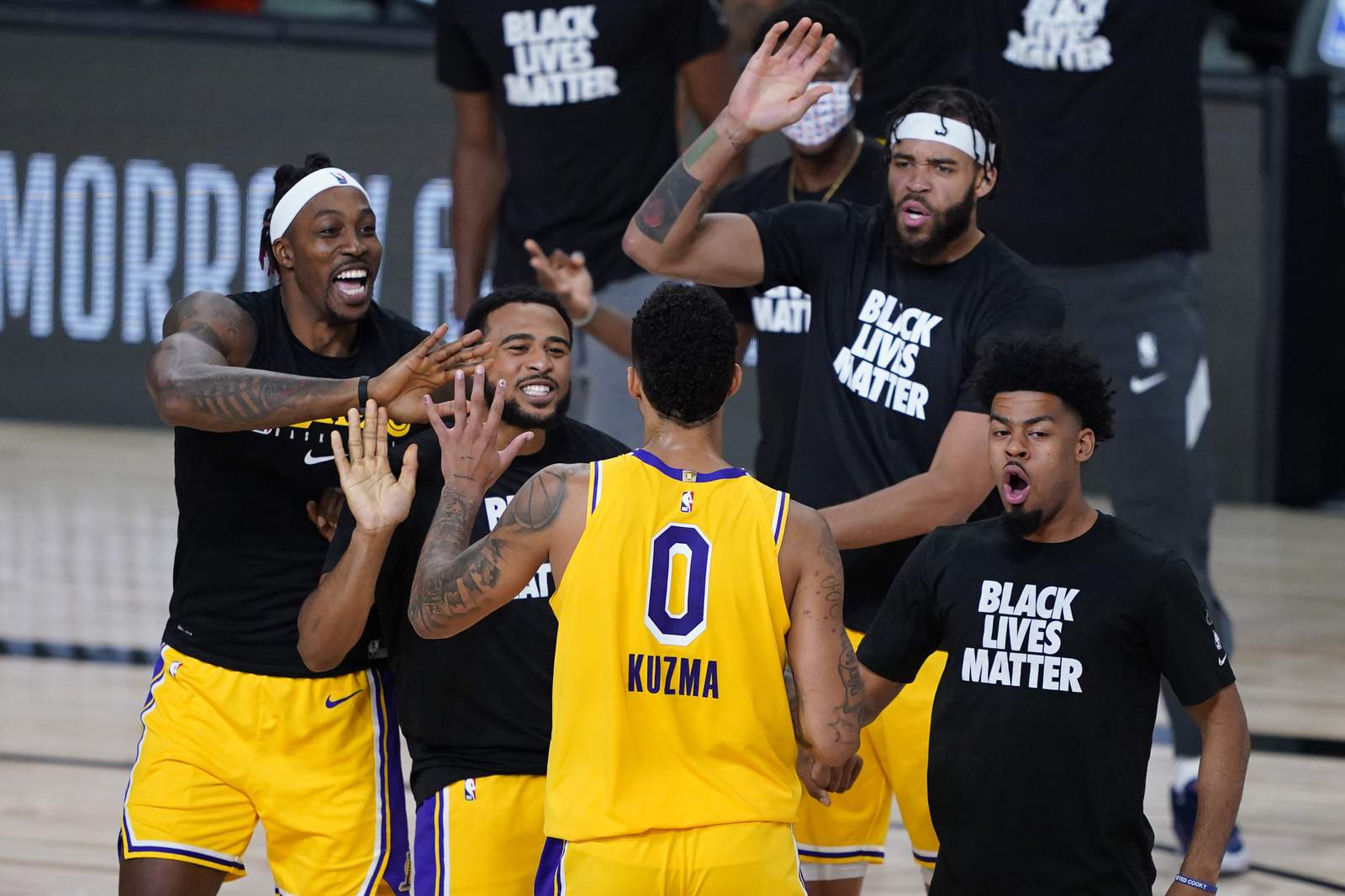 Kuzma's 3-pointer lifts Lakers to 124-121 win over Nuggets