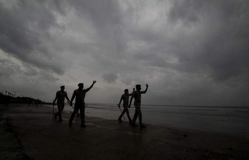 Thousands evacuated in India as strong cyclone approaches