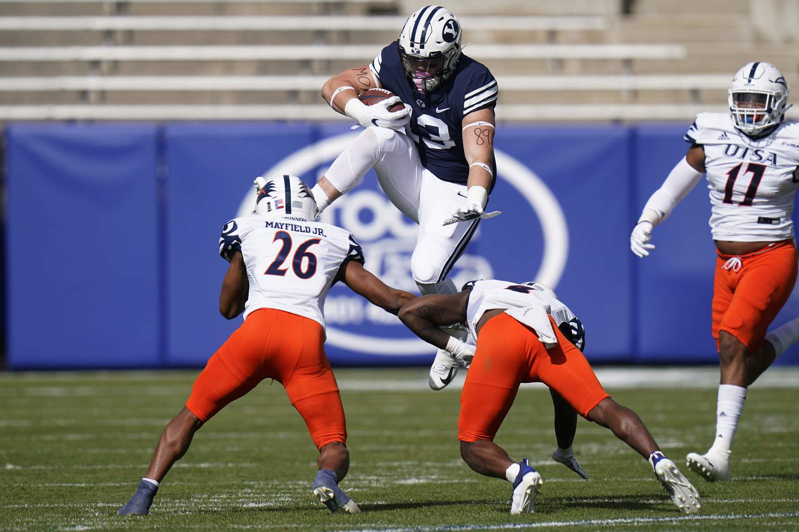 No. 15 BYU, Wilson hold off UTSA 27-20 to stay unbeaten