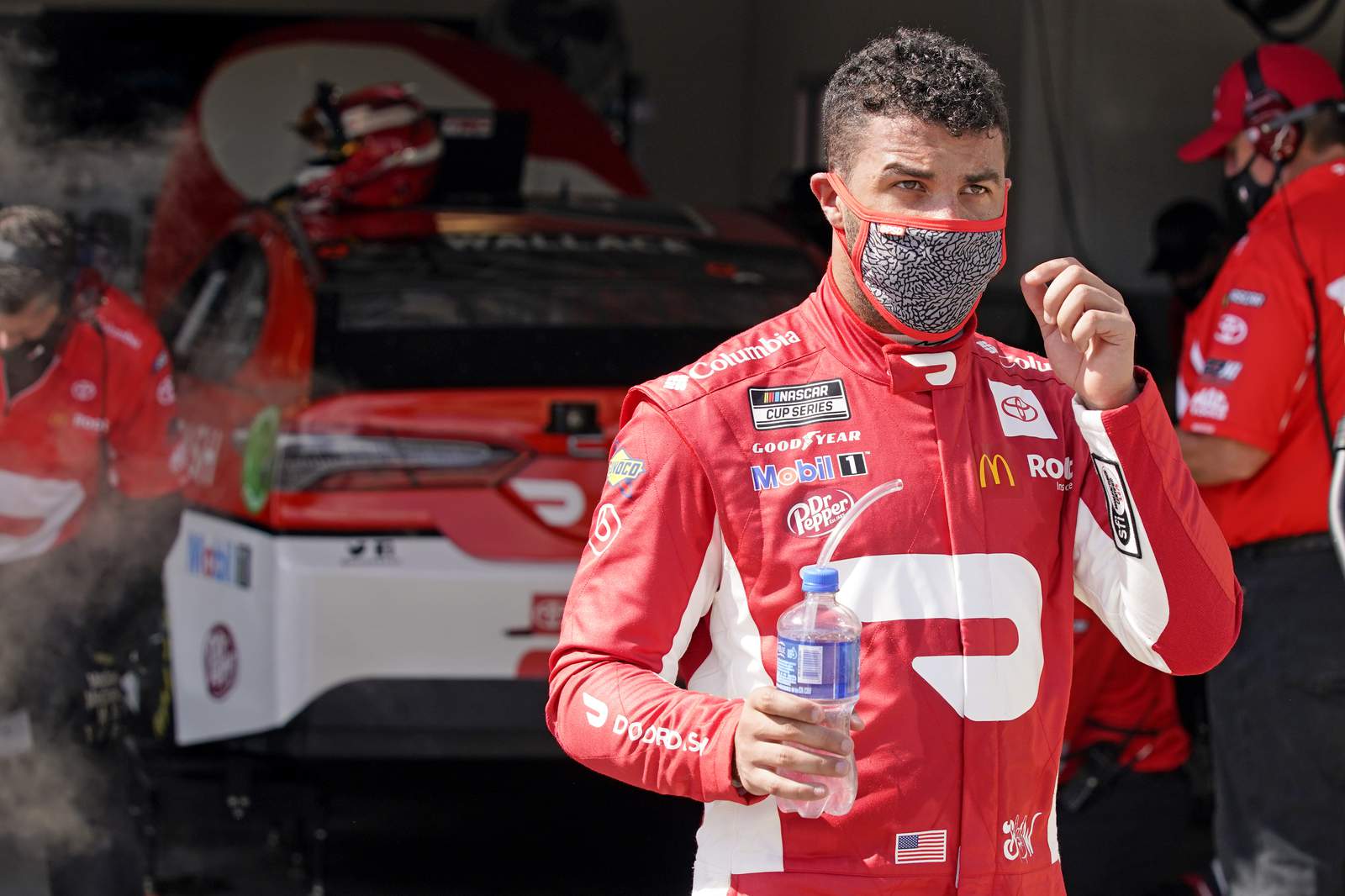 Wallace sends Jordan to top of scoring pylon at Daytona 500