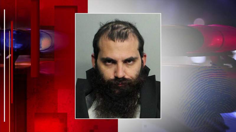 Miami-Dade rabbi surrenders to police, arrested on child molestation charges