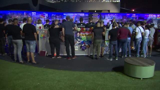 Strangers, loved ones hold hands outside Pulse on 2nd anniversary of massacre