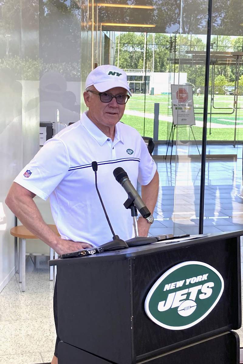 Woody Johnson back with Jets, believes team can be 'special'
