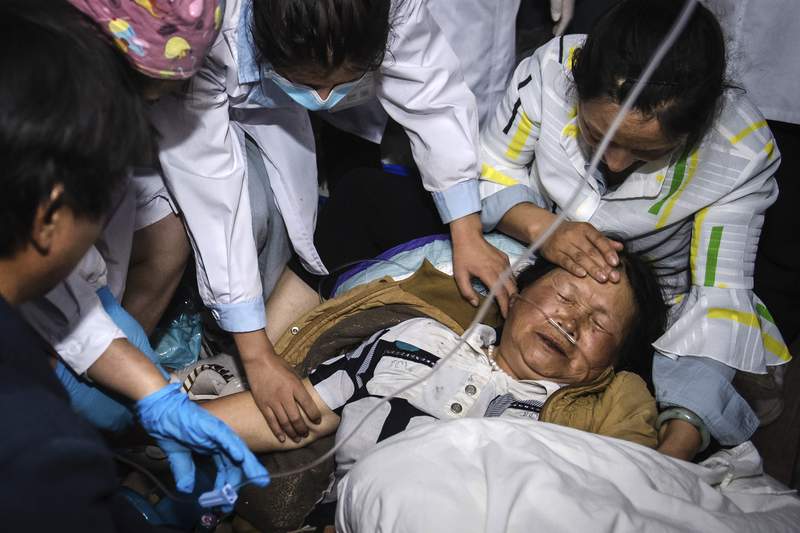 2 terremotos separados en China causan daños; 3 muertos, decenas de heridos