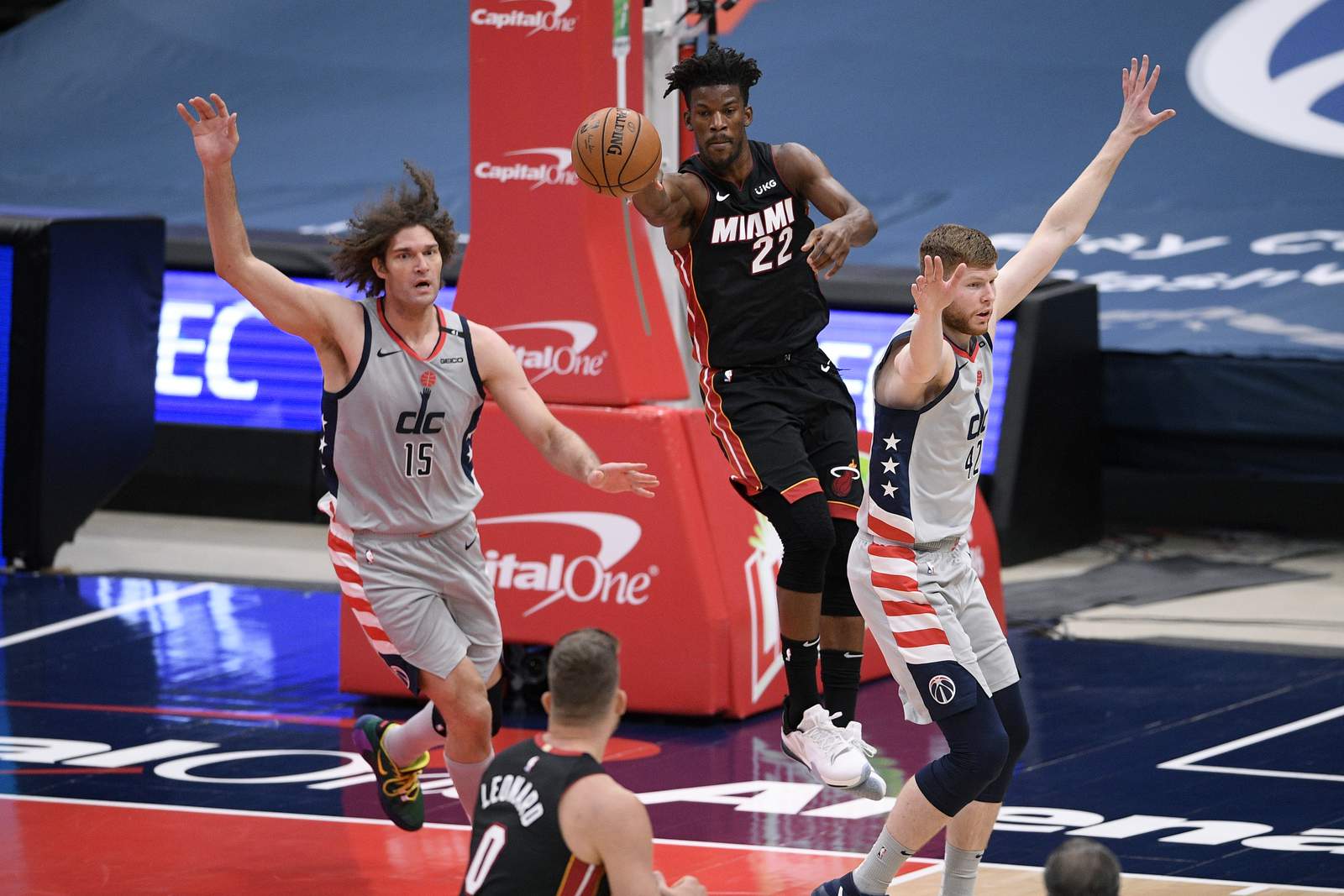 Herro’s 31 points lead Heat over short-handed Wizards