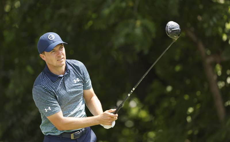 Spieth, Garcia open with 63s at Colonial; Mickelson 10 back