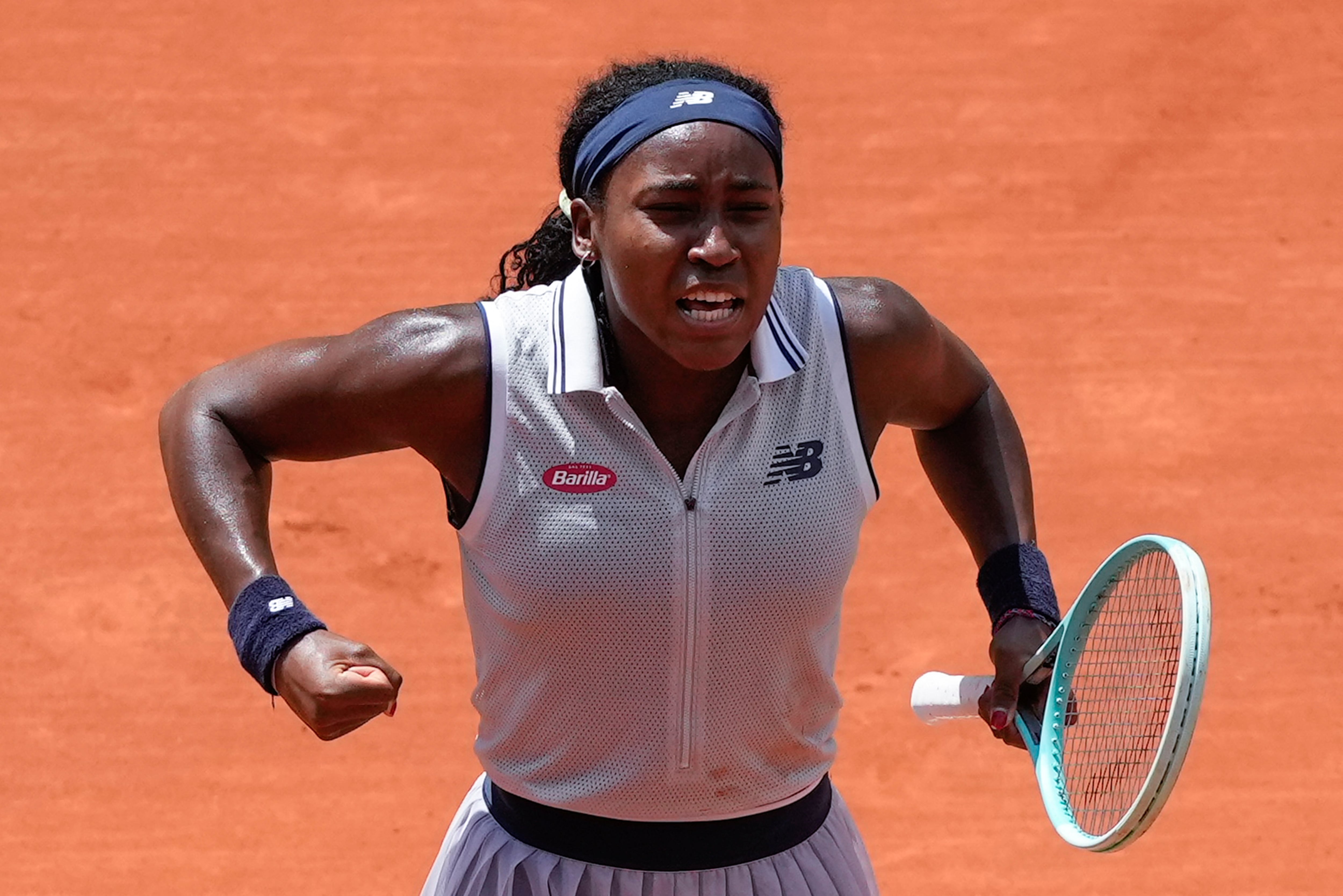Coco Gauff and defending champion Iga Swiatek will meet in the French Open  semifinals